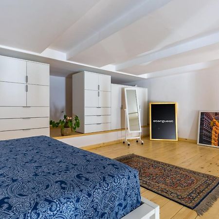 Naiva Appartement Napels Buitenkant foto