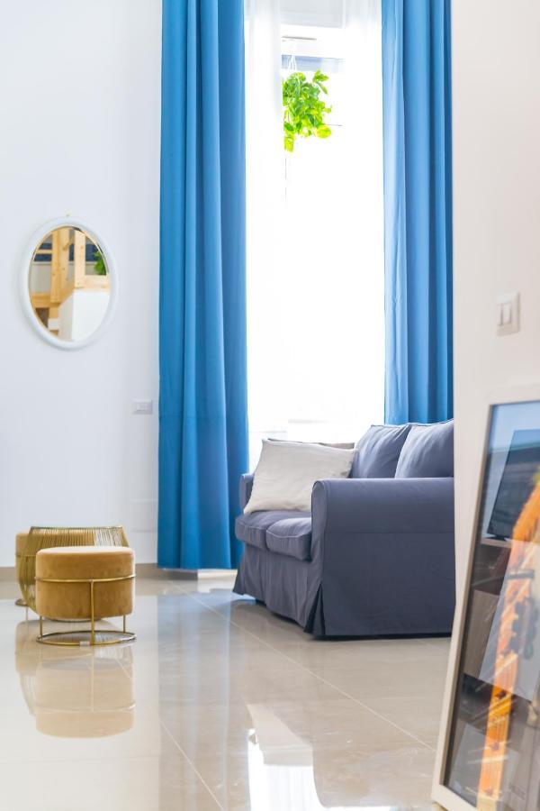 Naiva Appartement Napels Buitenkant foto