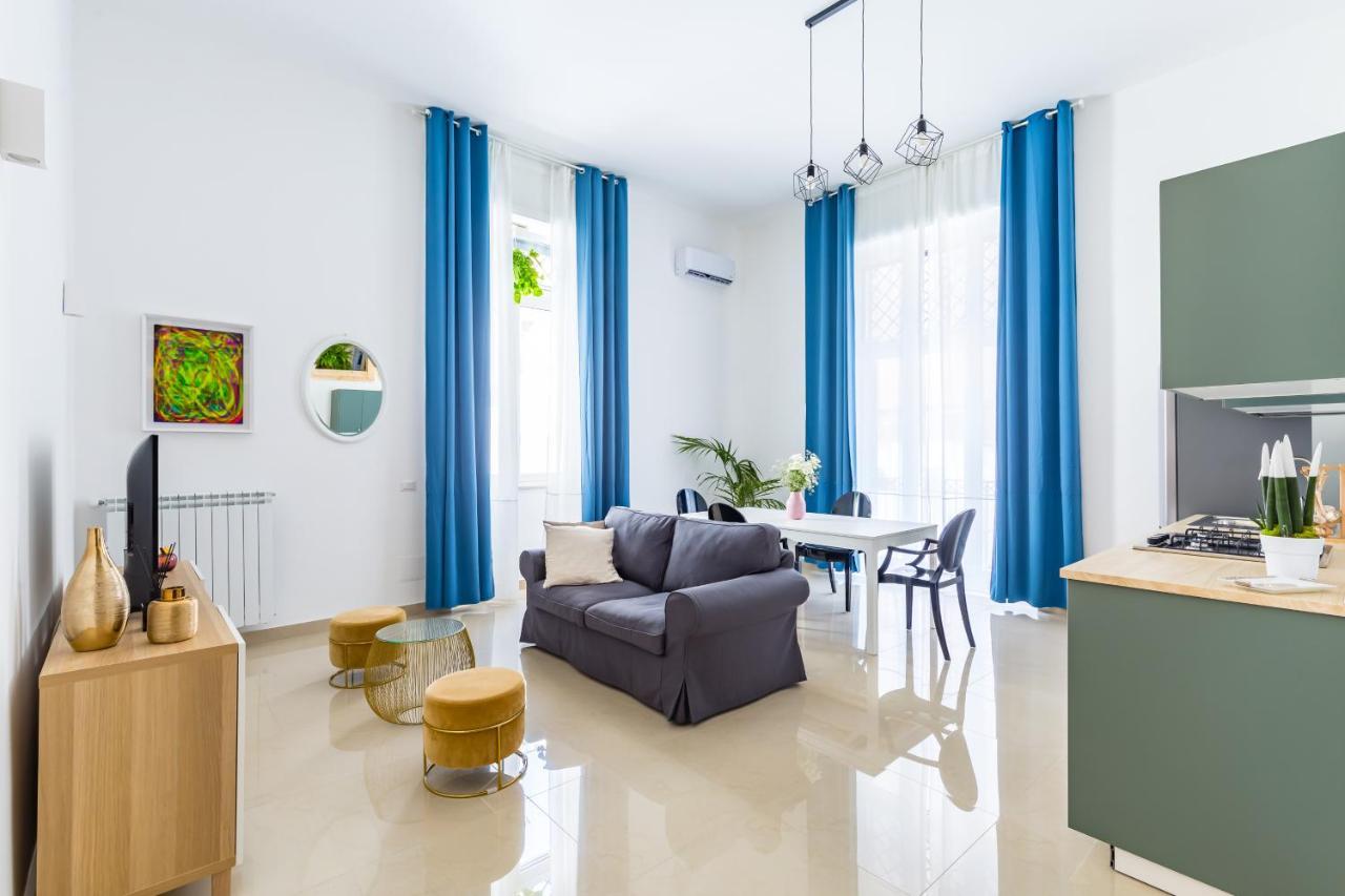 Naiva Appartement Napels Buitenkant foto