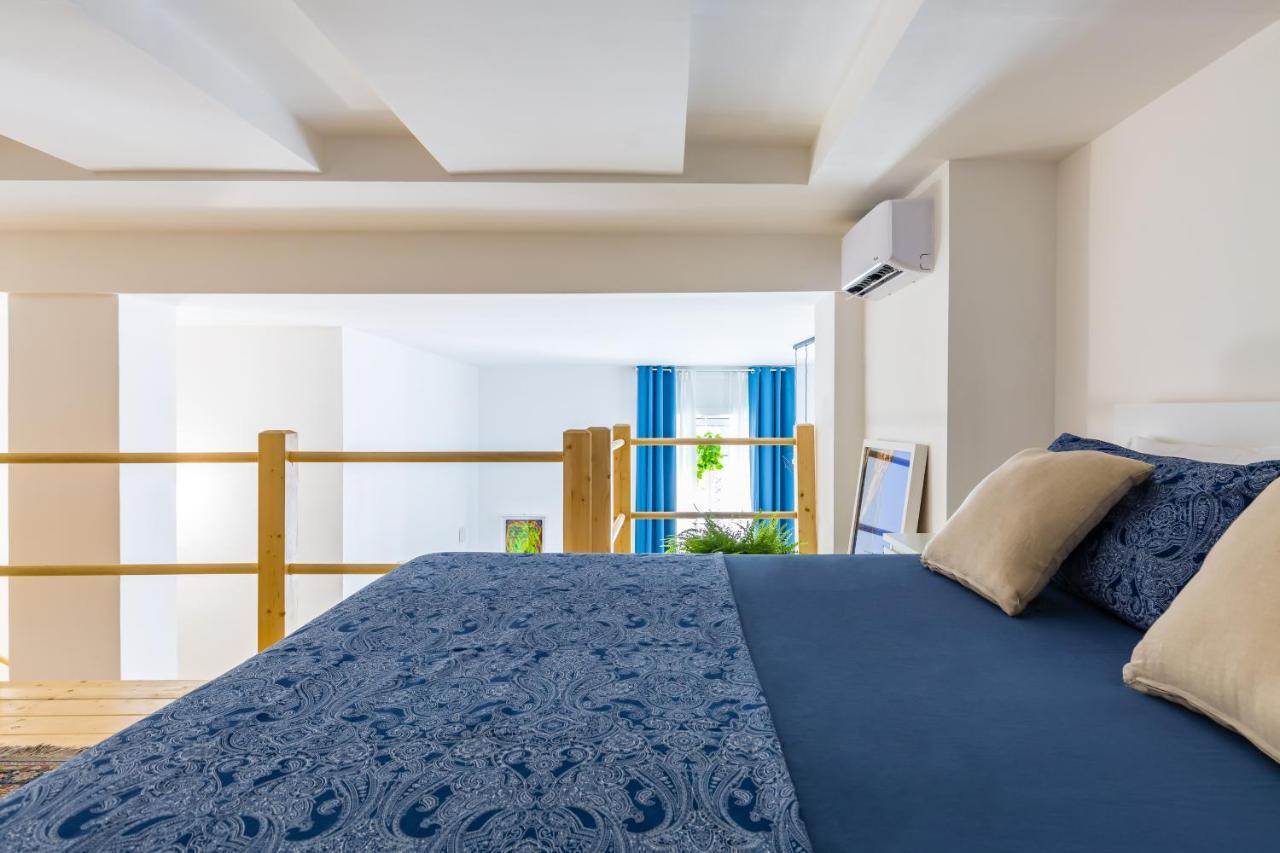Naiva Appartement Napels Buitenkant foto